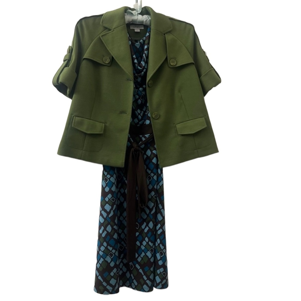 5/$20 LOFT Short Sleeve Carriage Coat